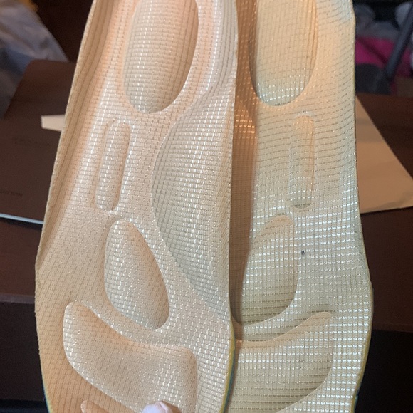 Louis Vuitton Loafers size 37 1/2 - Picture 8 of 8